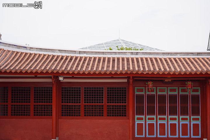 Tamron 70-300mm f/4.5-6.3 DiIII RXD (A047)最親民的望遠鏡頭