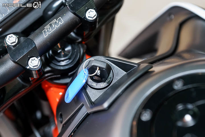 【採訪】猛獸抵台！KTM 1290 Super Duke R 以及 890 Duke R 台灣正式上市！