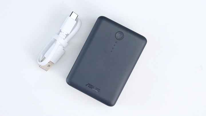 哇～好小 ASUS ZenPower PD 10000 行動電源