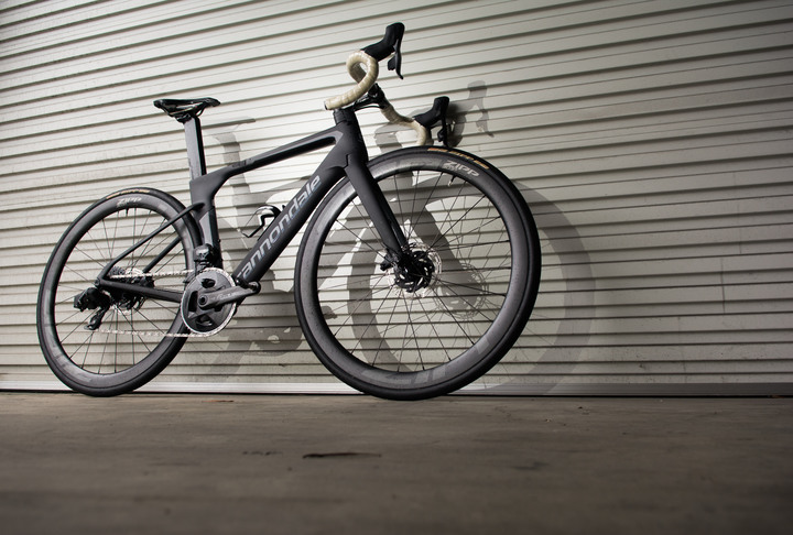 Cervelo S5 V.S. Cannondale System 內有SRAM v.s. Shimano碟煞電變比較