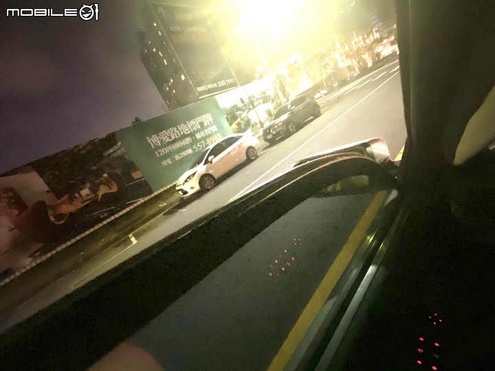 點我看大圖 【老車開箱】E38 735iL 小時候的情懷