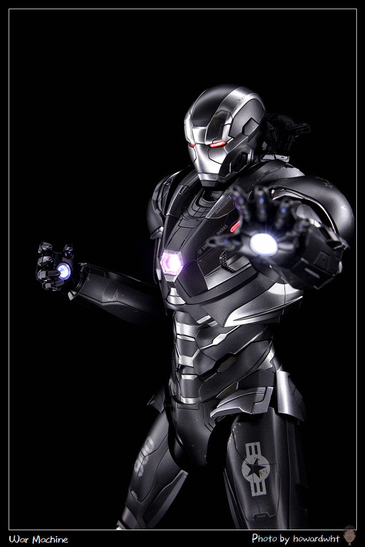 點我看大圖 【開箱】簡單一樣可以很MAN - Hot Toys《復仇者聯盟:終局之戰》戰爭機器