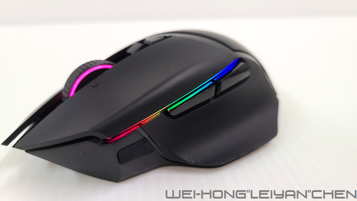 點我看大圖 入門高階由你選-Razer Basilisk Ultimate、Razer Basilisk X HyperSpeed
