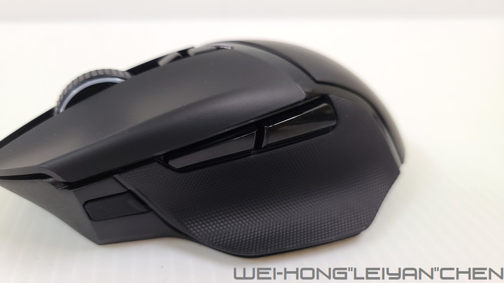 點我看大圖 入門高階由你選-Razer Basilisk Ultimate、Razer Basilisk X HyperSpeed