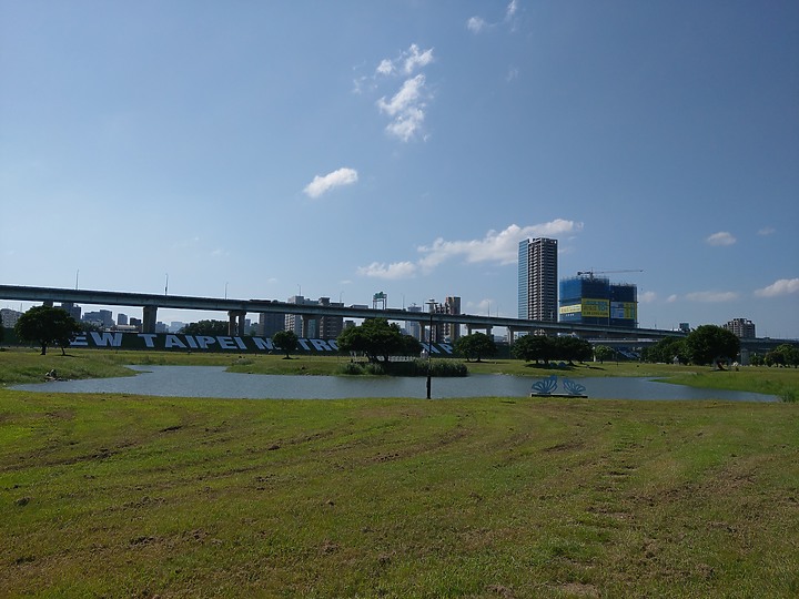 照片比較: HTC U12+ 、U20 5G哪支拍得好