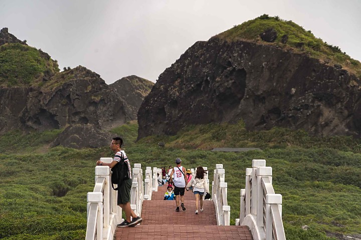 【遊記】老字號景點,不一樣的台東三仙台,登上許願島看風景