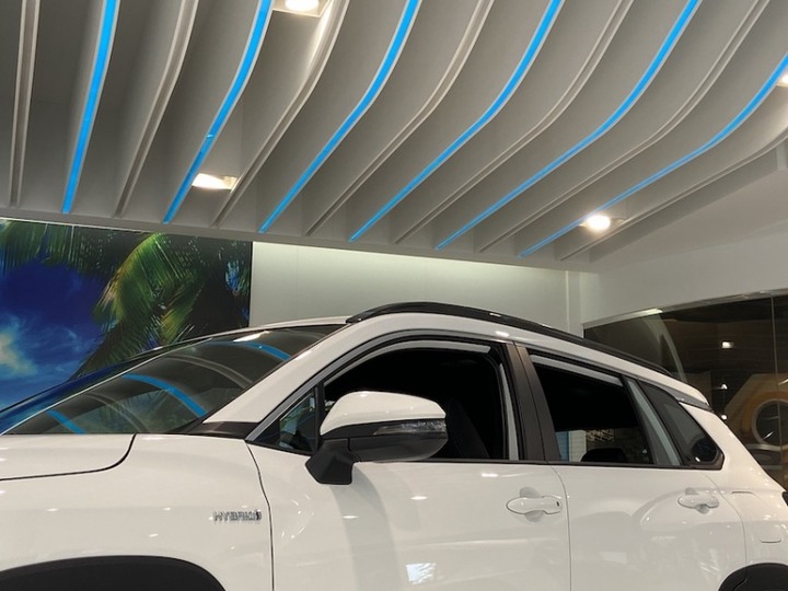 國產新車 Corolla Cross 已進駐經銷商展間！訂單突破 4000 張