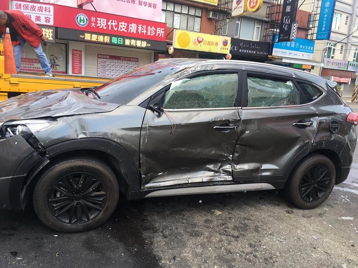 Tucson台灣道路碰撞實測-側撞篇