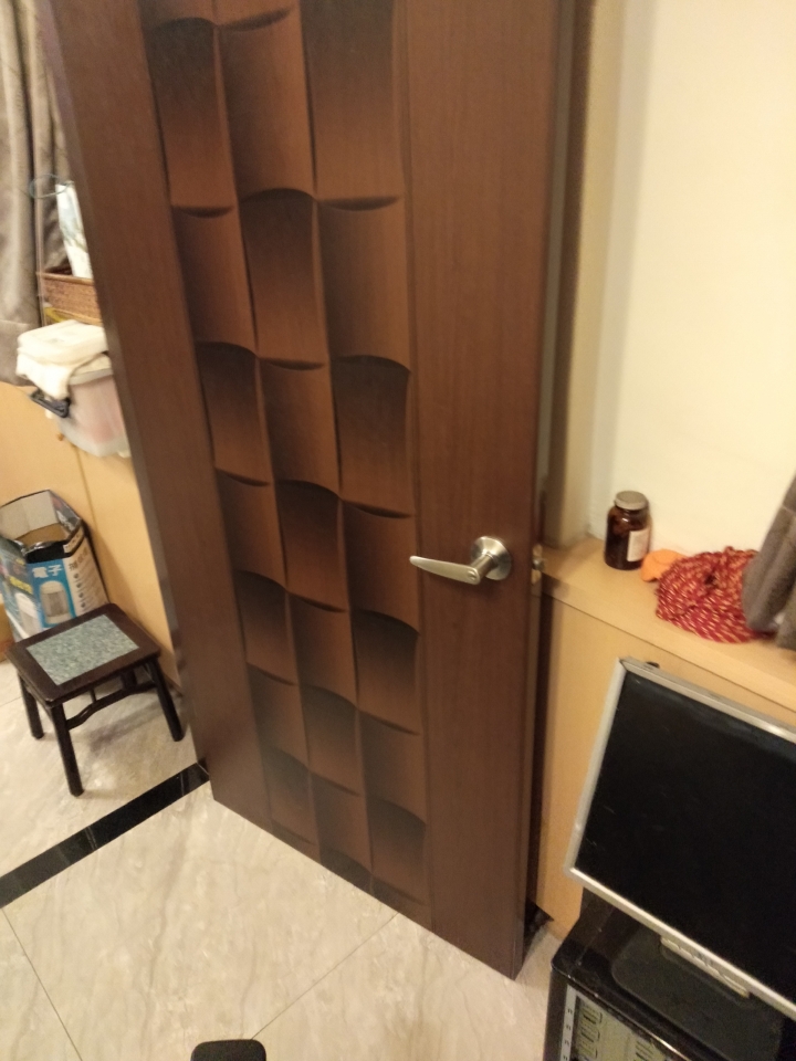 問一下 塑鋼門可以自已diy 加裝玻璃棉隔音嗎?