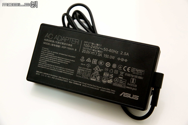 [哭伯講筆電] 外表看似文書骨子裡卻像極了電競 ASUS X571