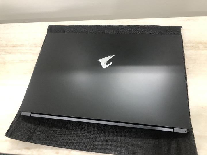 新鷹入手~AORUS 7 (I7-10750+RTX2060 6G D6)