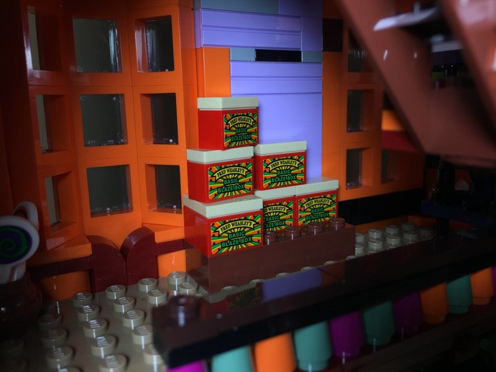 斜角巷深度參訪開團！巫師們集合啦 🙌🏻  魔法商店街彩蛋大公開丨LEGO 75978 Diagon Alley