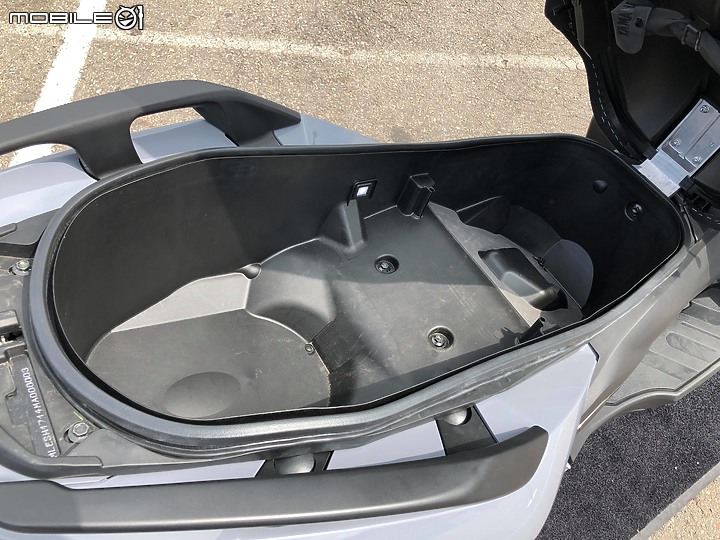 【採訪】黃牌三輪無預警發表!YAMAHA 台灣山葉機車 TRICITY 300 上市!