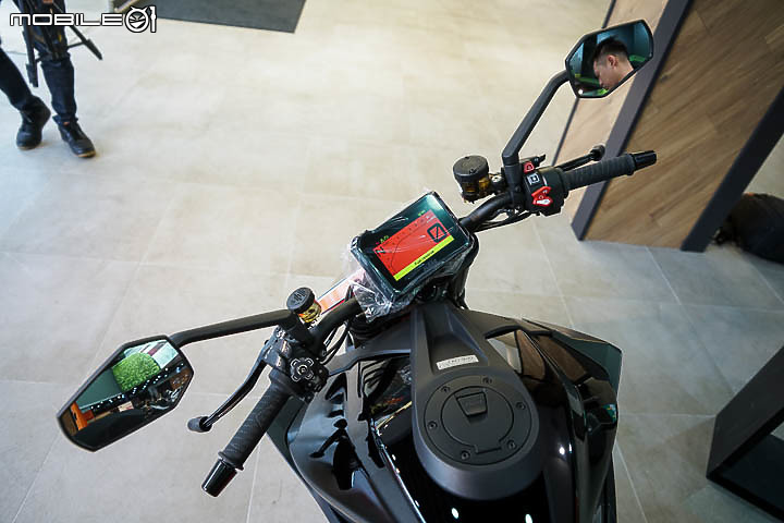 【採訪】猛獸抵台！KTM 1290 Super Duke R 以及 890 Duke R 台灣正式上市！