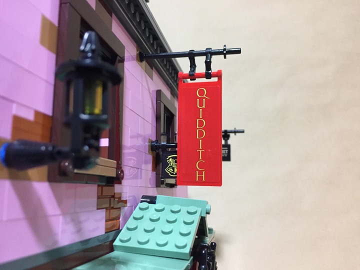 斜角巷深度參訪開團！巫師們集合啦 🙌🏻  魔法商店街彩蛋大公開丨LEGO 75978 Diagon Alley
