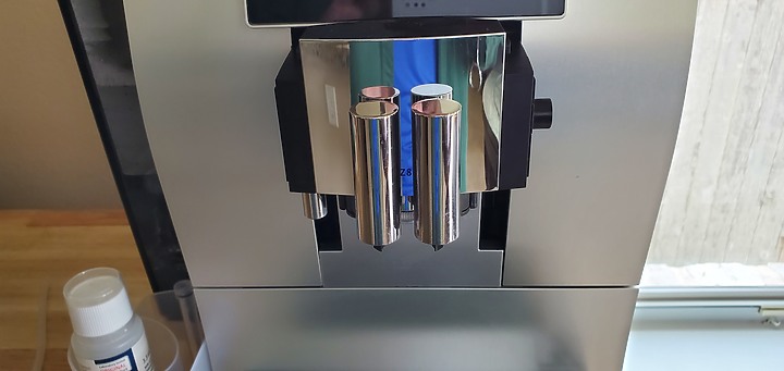 Jura Z8開箱，慢慢寫慢慢加。