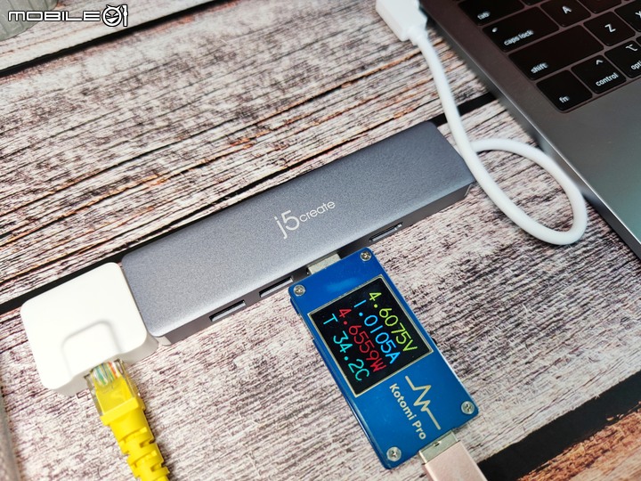 j5create JCD375 USB-C Gen2 集線器 – 模組化可玩性高的 MacBook USB-C Hub