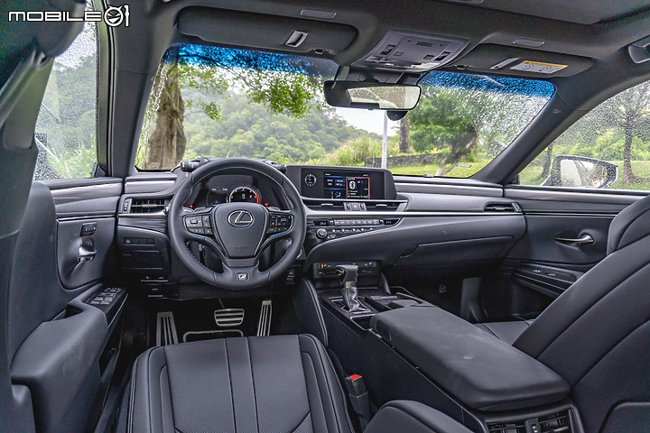 Lexus ES250 F Sport 試駕|紳士格調動感呈現
