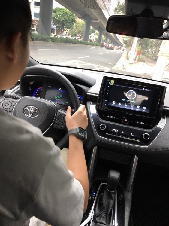 家人有T牌信仰 請教我如何拒絕Corolla Cross買T-Roc(更