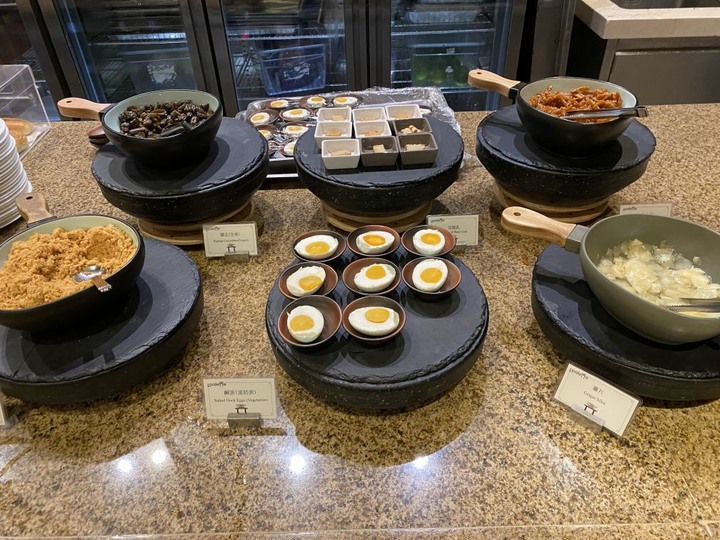 <跟著蛤仔肉去旅遊> 美福饗不完 - 美福大飯店菁英客房一泊二食遊記