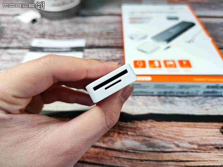 j5create JCD375 USB-C Gen2 集線器 – 模組化可玩性高的 MacBook USB-C Hub
