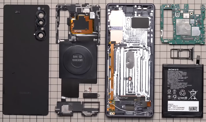 Xperia 5 II 拆解影片