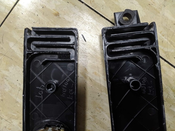 內建喇叭的電腦螢幕