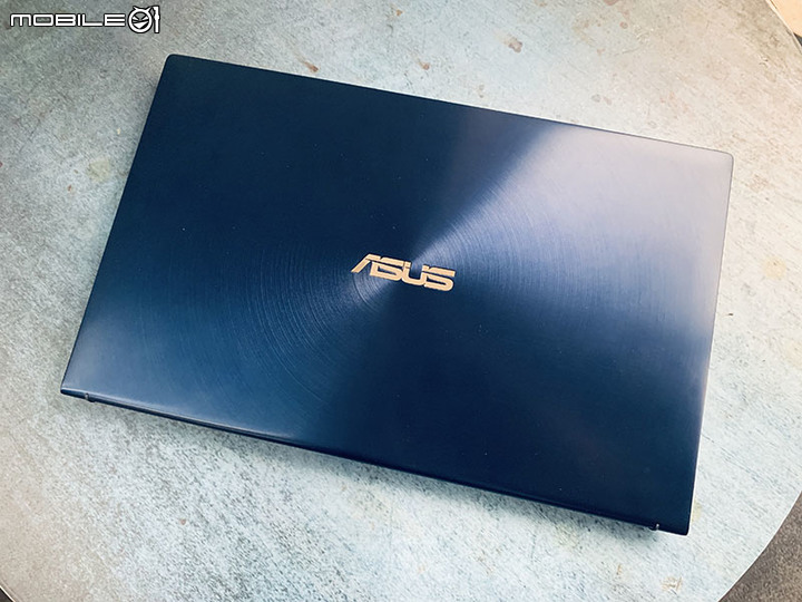 點我看大圖 重拾一抹藍天 -- ASUS ZenBook 15 UX534F