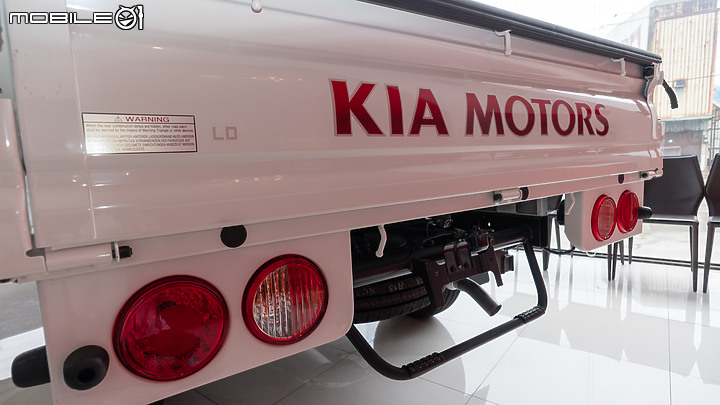 轎車內裝的貨卡，KIA卡旺四輪傳動K2500賞車體驗！