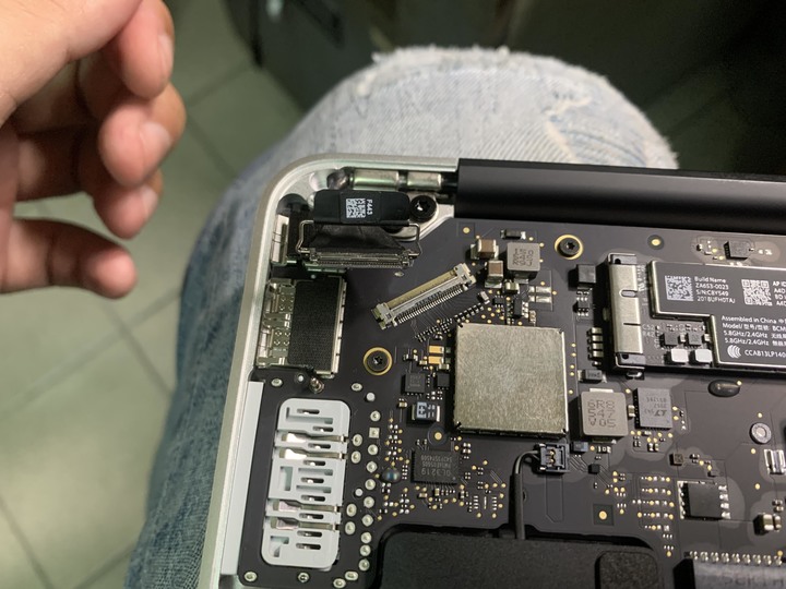 [DIY]APPLE Macbook Air 13.3 A1466 更換內液晶螢幕