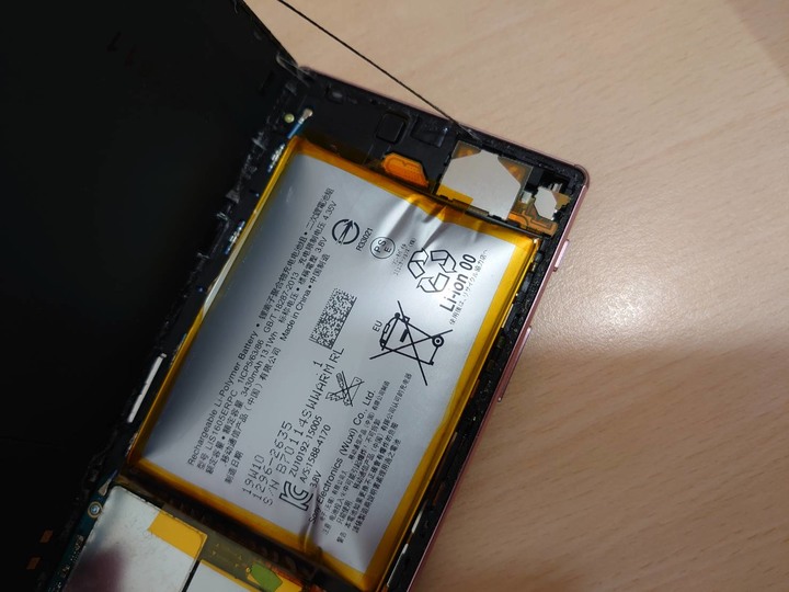 Sony Z5P電池變成這樣要怎麼刪除資料?