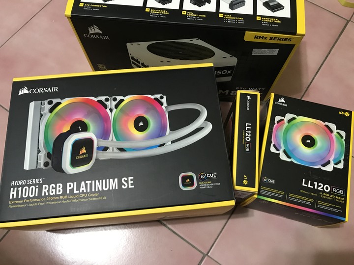 【純分享】開箱技嘉RTX3080 Vision搭配純白主機