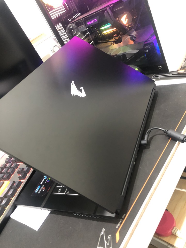 新鷹入手~AORUS 7 (I7-10750+RTX2060 6G D6)