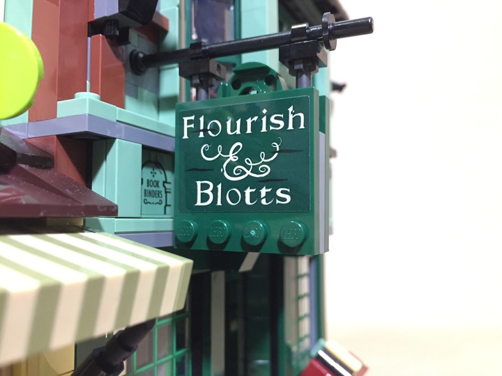 斜角巷深度參訪開團！巫師們集合啦 🙌🏻  魔法商店街彩蛋大公開丨LEGO 75978 Diagon Alley