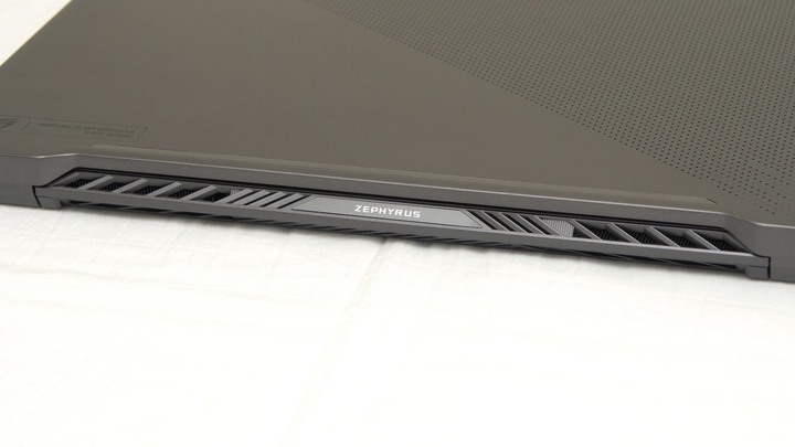 動靜皆宜 ASUS ROG Zephyrus G14 日蝕灰開箱