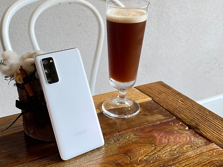 Samsung S20 FE 之小評測 (含觸控問題詳細說明)