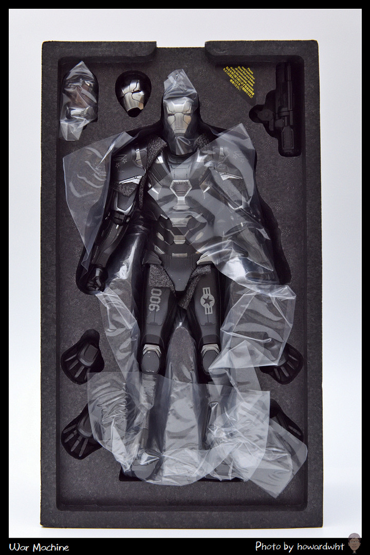 【開箱】簡單一樣可以很MAN - Hot Toys《復仇者聯盟：終局之戰》戰爭機器