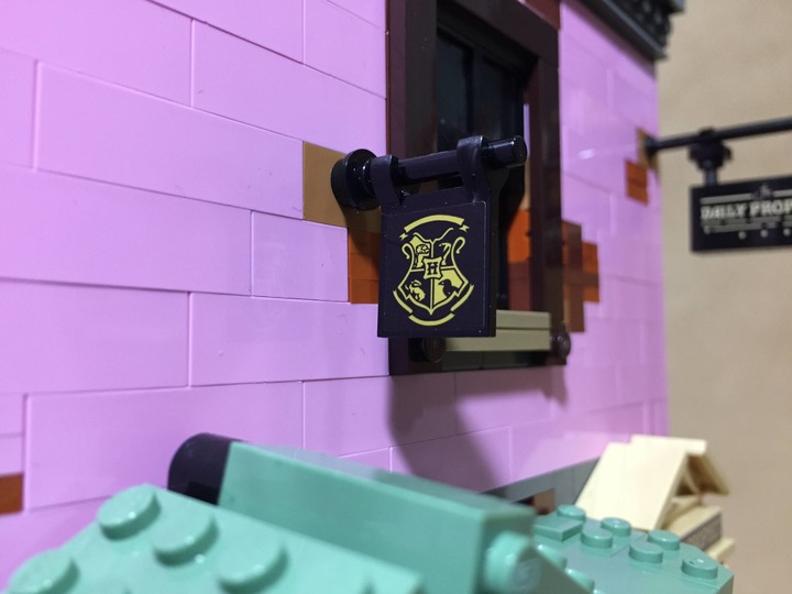 斜角巷深度參訪開團！巫師們集合啦 🙌🏻  魔法商店街彩蛋大公開丨LEGO 75978 Diagon Alley