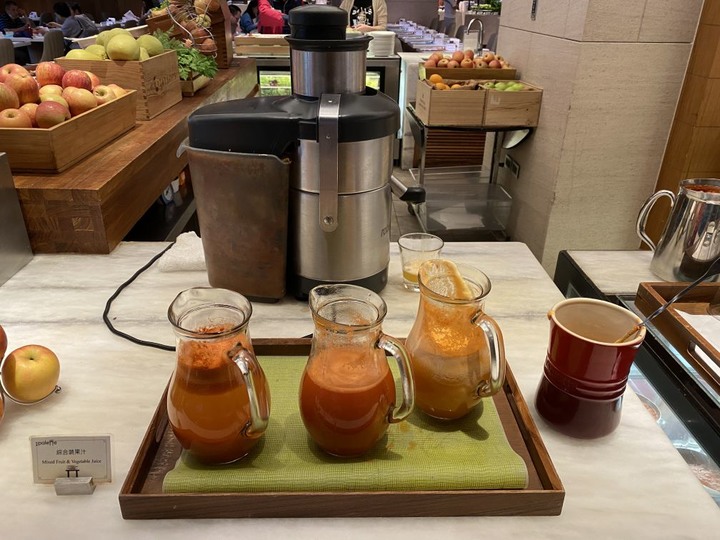 <跟著蛤仔肉去旅遊> 美福饗不完 - 美福大飯店菁英客房一泊二食遊記