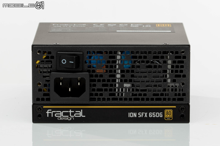 把 i9-10900K/RTX 3080 塞進 ITX 機殼會怎樣?Fractal ERA ITX 系統實裝測試