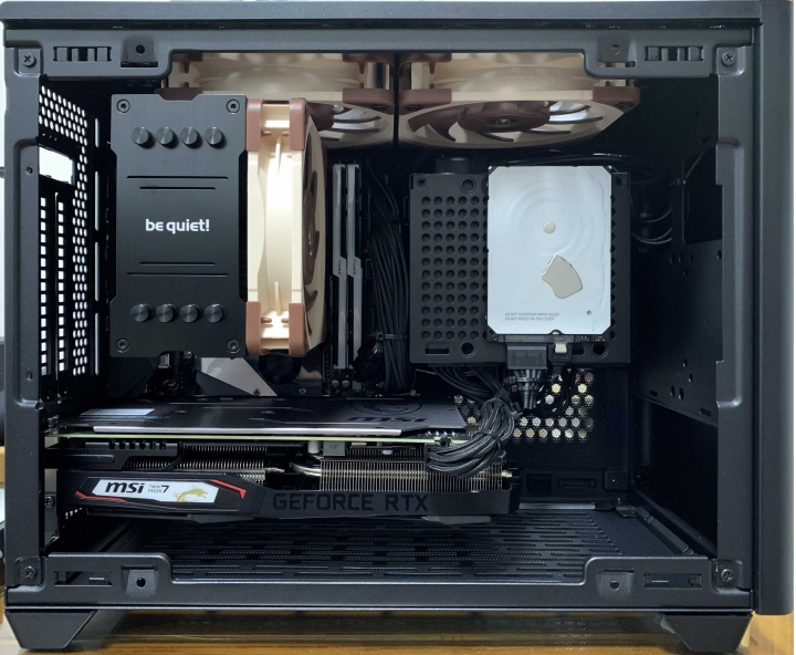 《分享》CoolerMaster NR200P ITX機箱