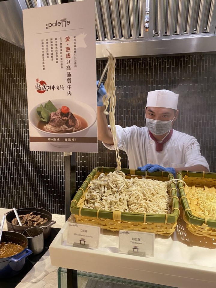 <跟著蛤仔肉去旅遊> 美福饗不完 - 美福大飯店菁英客房一泊二食遊記