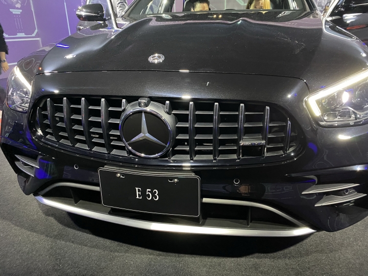 E同歡樂 E舊經典 W213FL鑑賞會