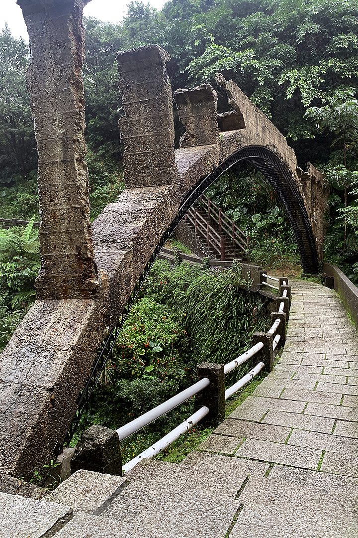 新北瑞芳｜九份_山尖路觀光步道｜滿滿和風氣息!金瓜石水圳橋遺跡