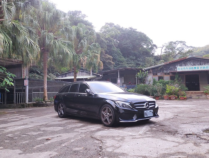 我的外匯之旅 BMW Premium Selection F11 528i Touring