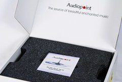 最近幫鄰居裝一套Hi-Fi純聽音樂的音響採用Audiopoint DA-35A數位功放搭配Audiopoint HB-100藍牙解碼器配Logic S-35喇叭/快樂的工具人(一)