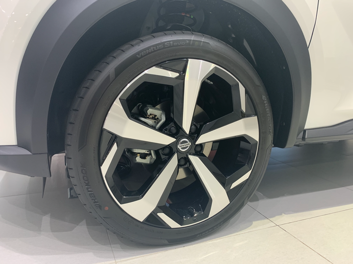 開車樂趣、夢想一次擁有？那就來點Juke吧！