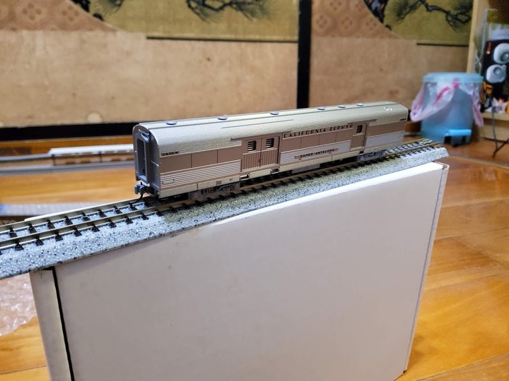 (鐵道模型) 遲來開箱 kato 106-056 California Zephyr 加州和風號
