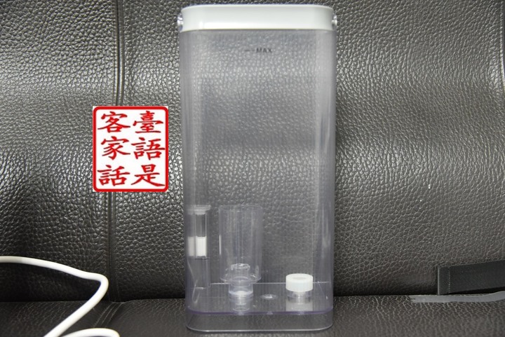海爾小白鯨免安裝逆滲透瞬熱式淨水器開箱