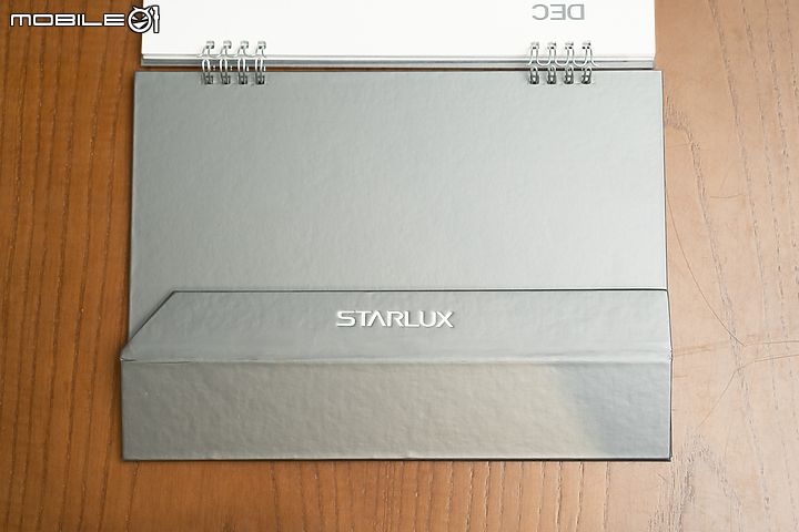 歡迎登機！ STARLUX 星宇航空 2021 桌曆 「初始號」開箱！